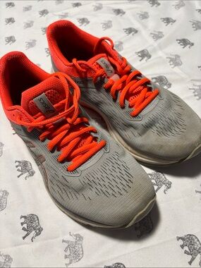 ASICS Women’s Athletic Shoes - Light Gray with Bright Orange